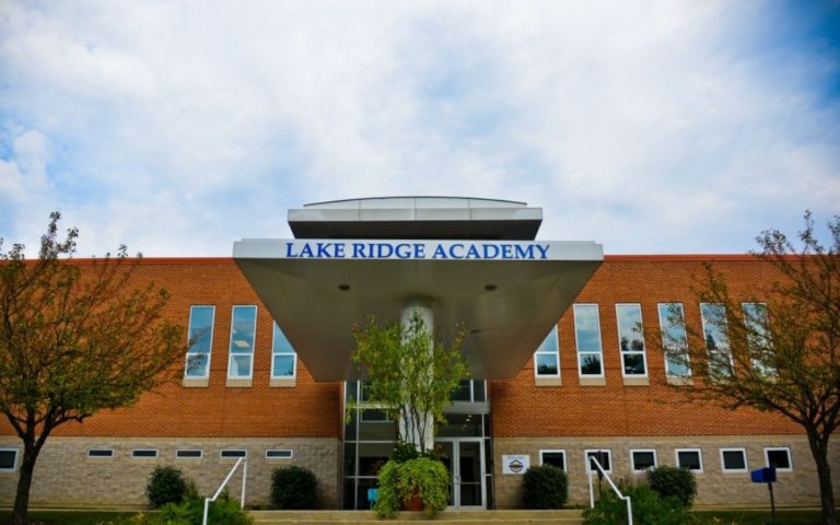 Lake Ridge Academy 